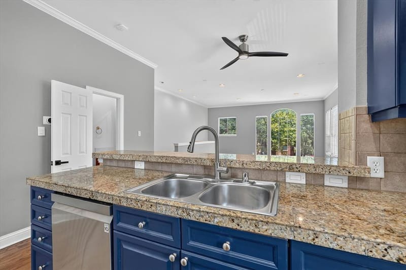 4114 Lafayette Street, Dallas TX 75204 - Photo 13