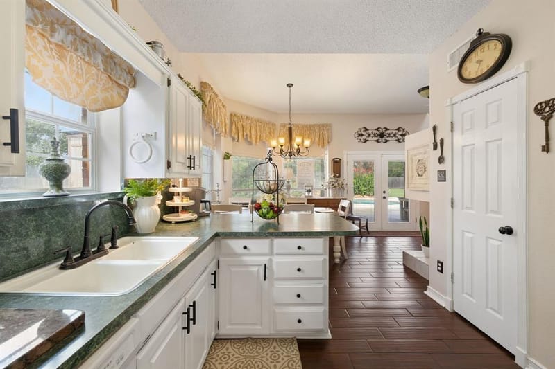 1110 Hampshire Drive, Waxahachie TX 75165 - Photo 22