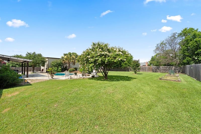 1110 Hampshire Drive, Waxahachie TX 75165 - Photo 9
