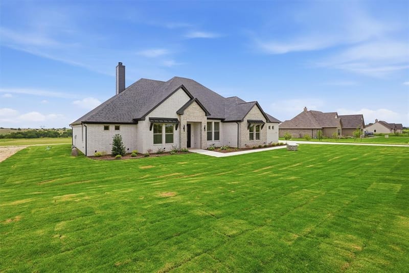 6132 County Road 1229, Godley TX 76044 - Photo 3