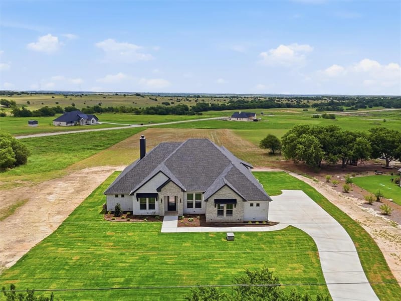 6132 County Road 1229, Godley TX 76044 - Photo 36