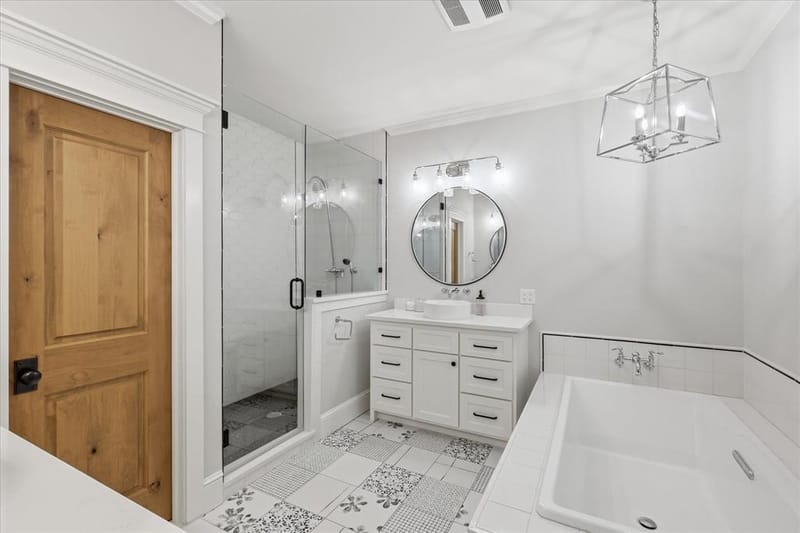 426 E Texas Street, Grapevine TX 76051 - Photo 25