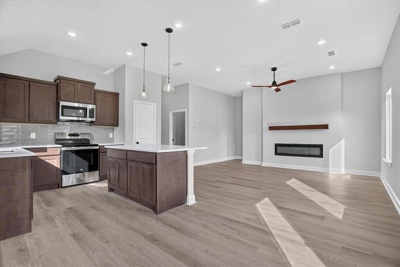 456 Peace Lily Way, Tolar TX 76476 - Photo 2