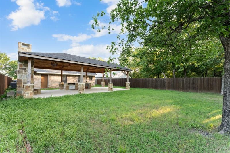 311 E 9th Street, Ferris TX 75125 - Photo 15