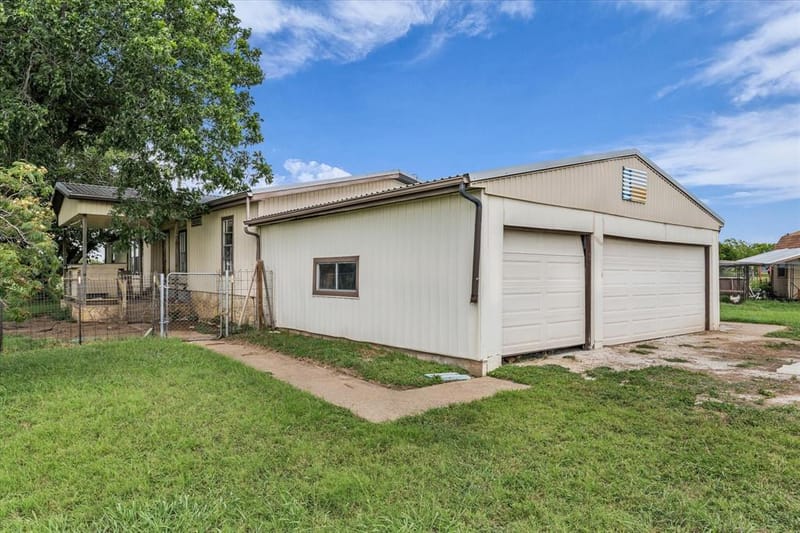 1524 County Road 1107B, Cleburne TX 76031 - Photo 5