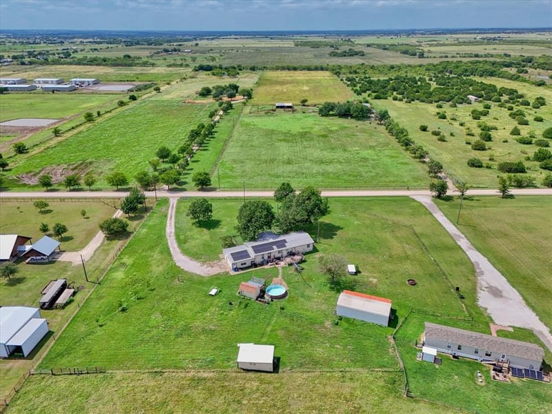 1524 County Road 1107B, Cleburne TX 76031 - Photo 39