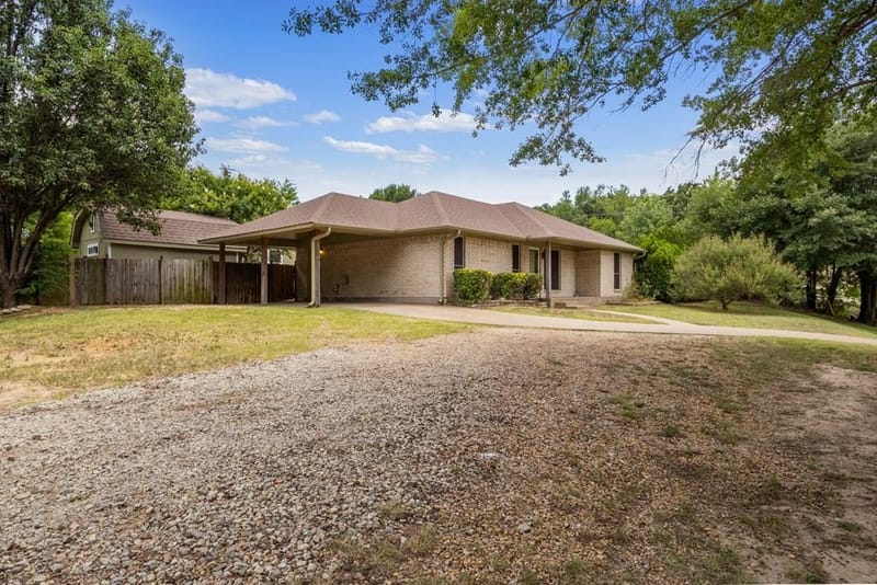 402 Admiral Drive, Gun Barrel City TX 75156 - Photo 2