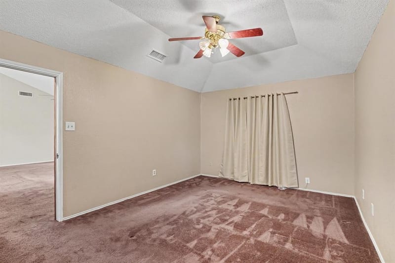 6210 Valley Forge Court, Arlington TX 76002 - Photo 10