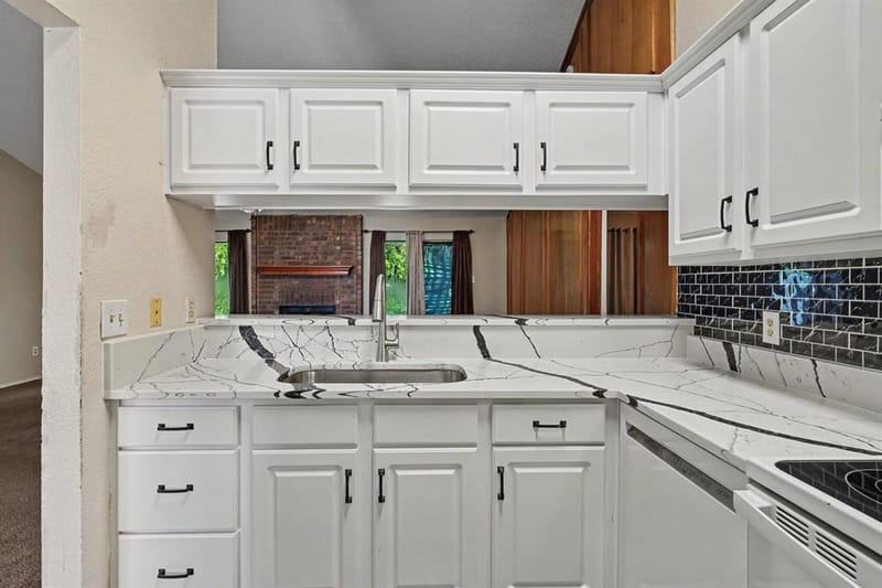 6210 Valley Forge Court, Arlington TX 76002 - Photo 8