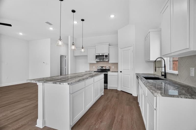 452 Peace Lily Way, Tolar TX 76476 - Photo 2