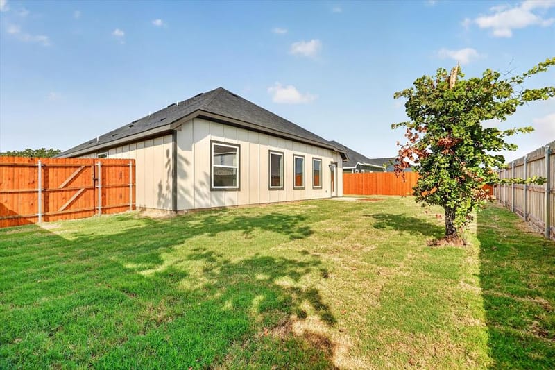 452 Peace Lily Way, Tolar TX 76476 - Photo 31
