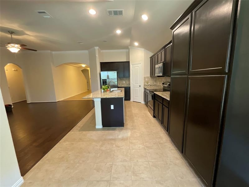 225 Woodhaven Trail, Waco TX 76657 - Photo 7