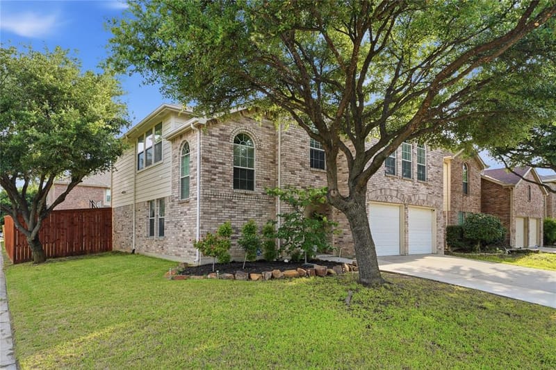 1720 Morning Dove, Aubrey TX 76227 - Photo 2