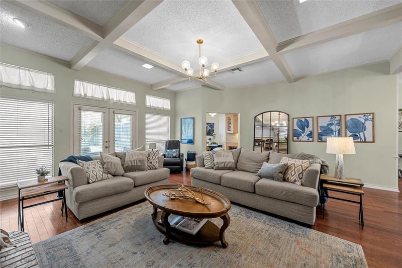 11001 Ridge Point Drive, Woodway TX 76712 - Photo 7