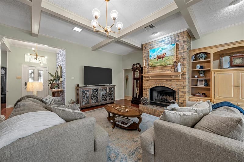 11001 Ridge Point Drive, Woodway TX 76712 - Photo 5