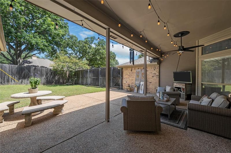 11001 Ridge Point Drive, Woodway TX 76712 - Photo 31