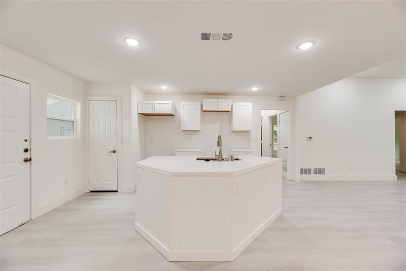 302 Newsom Road, Mesquite TX 75149 - Photo 8