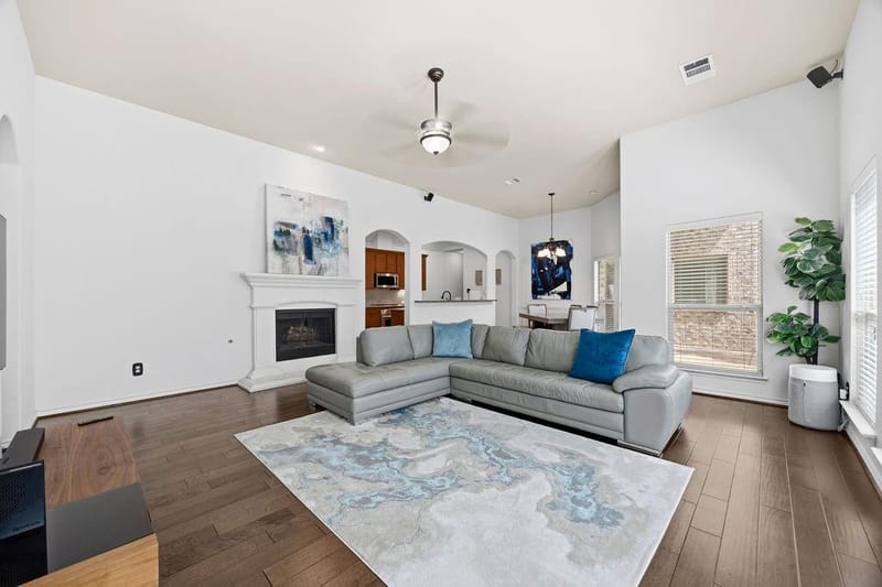 10216 Boyton Canyon Road, Frisco TX 75035 - Photo 2