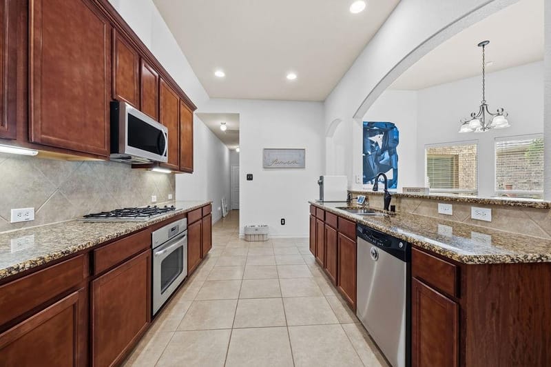 10216 Boyton Canyon Road, Frisco TX 75035 - Photo 6
