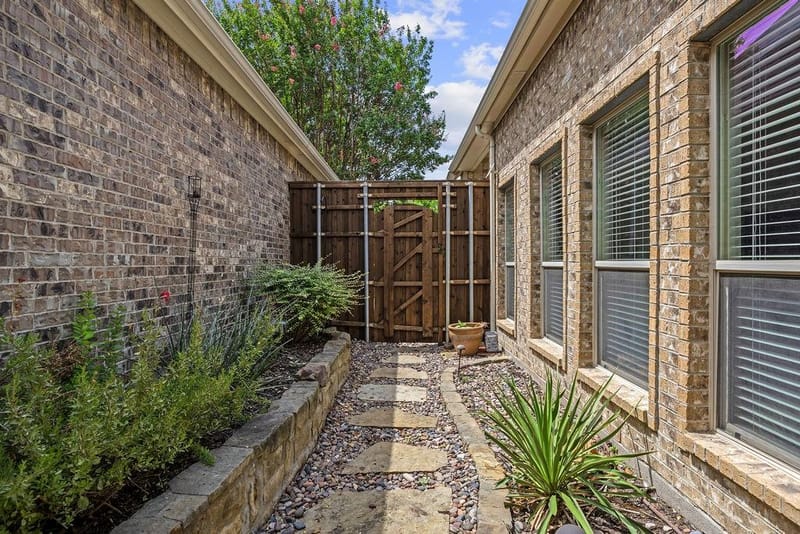 10216 Boyton Canyon Road, Frisco TX 75035 - Photo 20