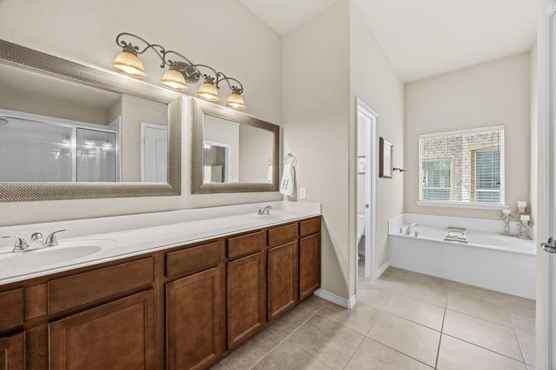 10216 Boyton Canyon Road, Frisco TX 75035 - Photo 10