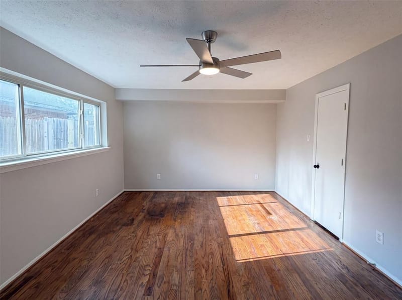 1618 Woodcrest Lane, Carrollton TX 75006 - Photo 12