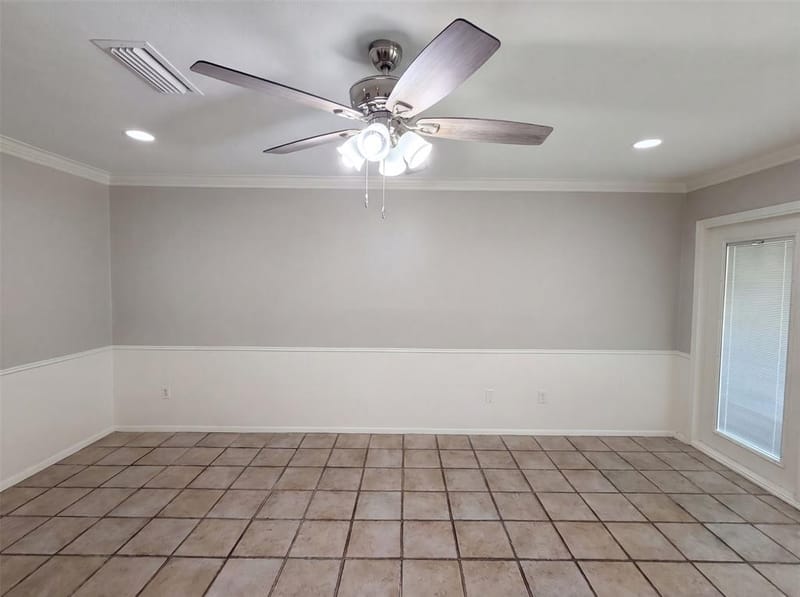 1618 Woodcrest Lane, Carrollton TX 75006 - Photo 18