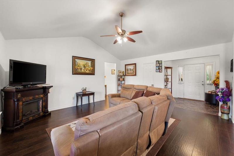 123 Clubhouse Drive, Corsicana TX 75109 - Photo 15