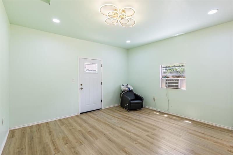 2111 El Capitan Drive, Dallas TX 75228 - Photo 27