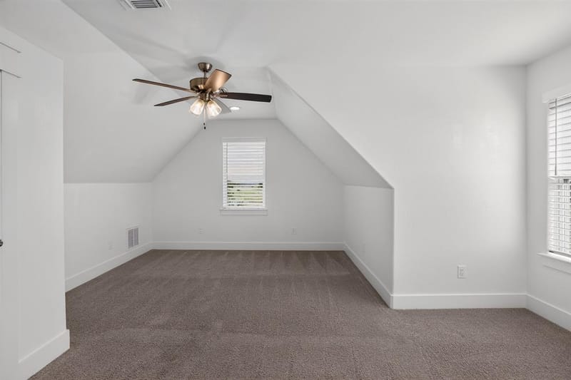 1040 Agnes N, Springtown TX 76082 - Photo 29