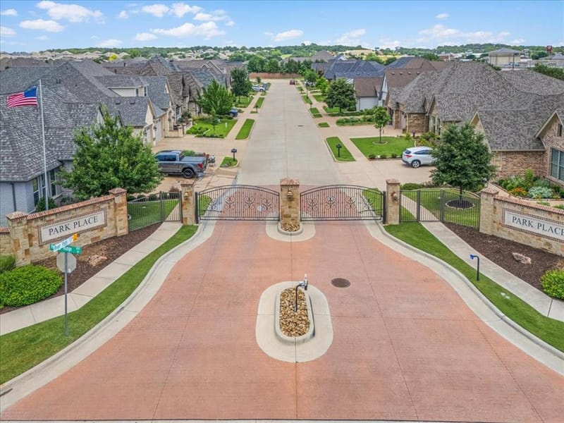 2721 River Path Court, Burleson TX 76028 - Photo 7