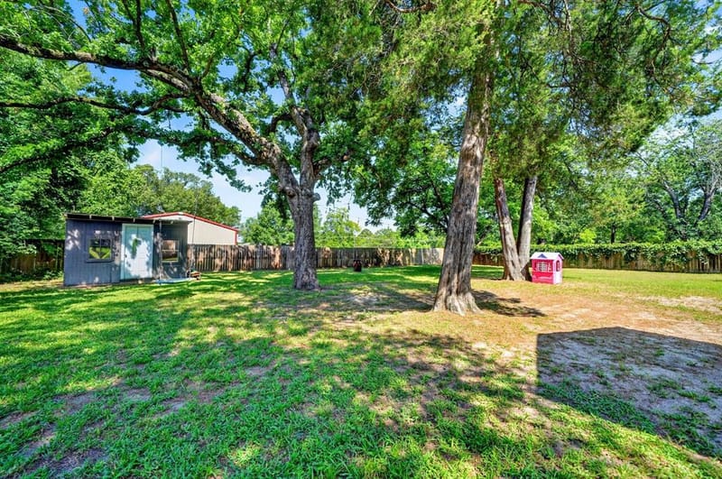 810 Edna Street, Athens TX 75751 - Photo 25