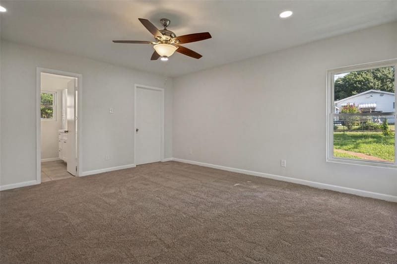 3811 Rolinda Drive, Dallas TX 75211 - Photo 17