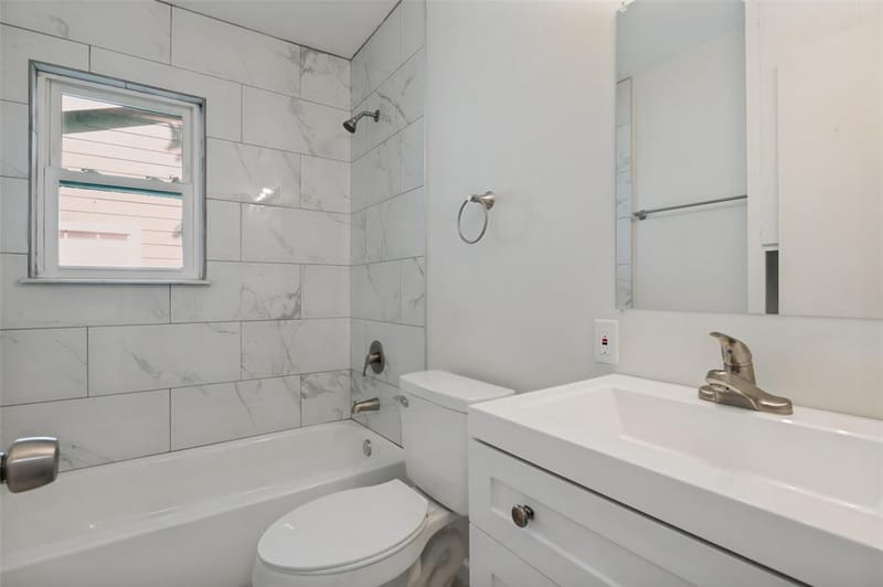 3811 Rolinda Drive, Dallas TX 75211 - Photo 16