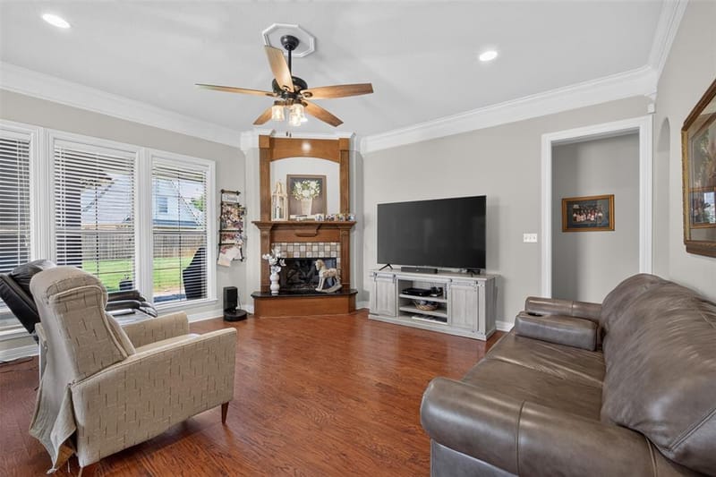 750 Hackberry Drive, Bossier City LA 71111 - Photo 2