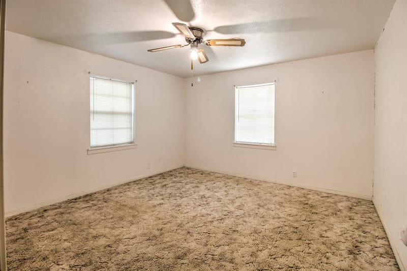403 S Broadway Street, Collinsville TX 76233 - Photo 16
