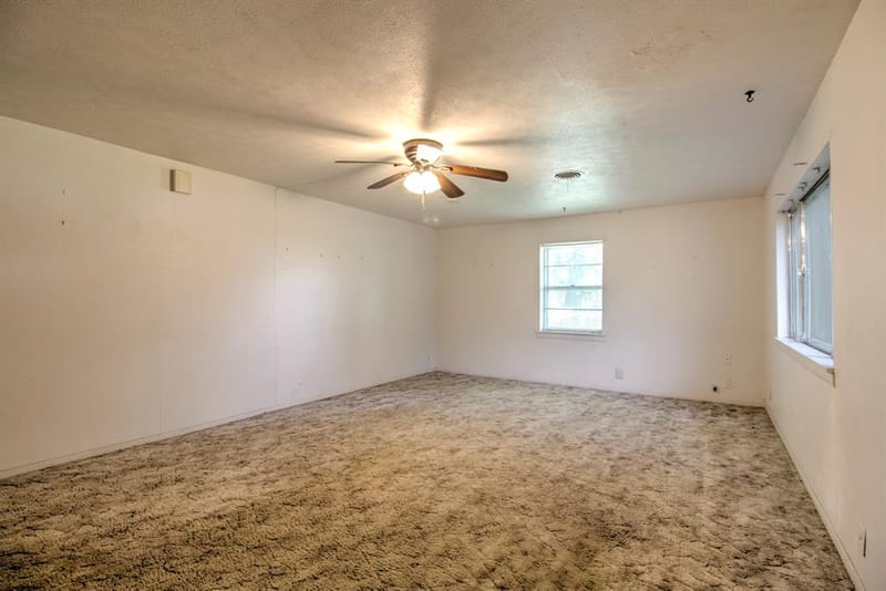 403 S Broadway Street, Collinsville TX 76233 - Photo 7