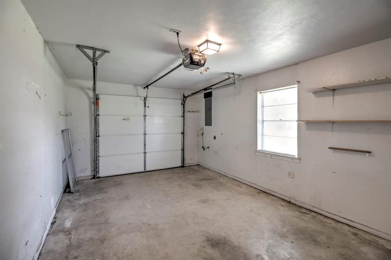 403 S Broadway Street, Collinsville TX 76233 - Photo 18