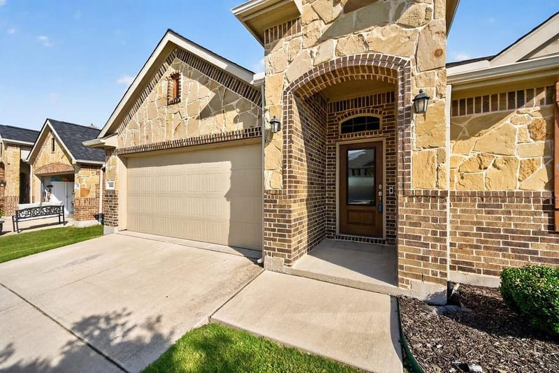 1352 Lake Grove Drive, Little Elm TX 75068 - Photo 3