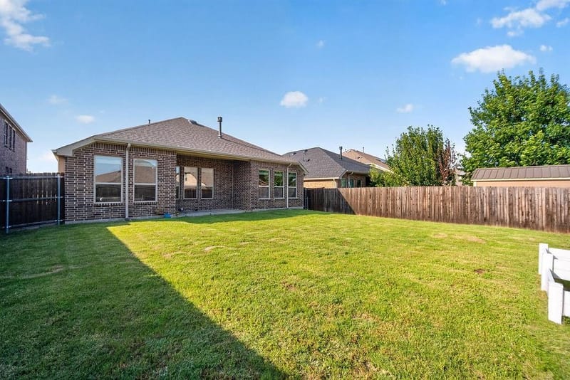 1352 Lake Grove Drive, Little Elm TX 75068 - Photo 11