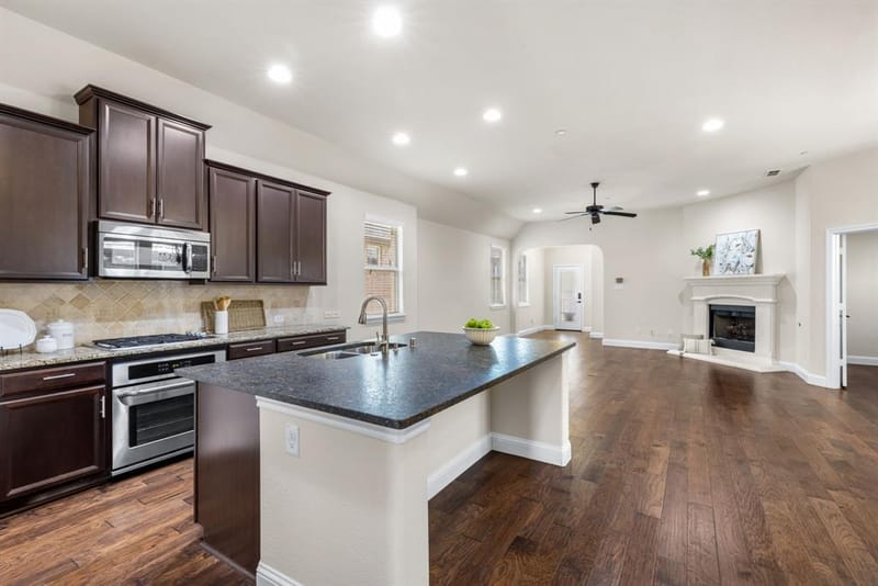8641 Gracewood Drive, McKinney TX 75070 - Photo 7