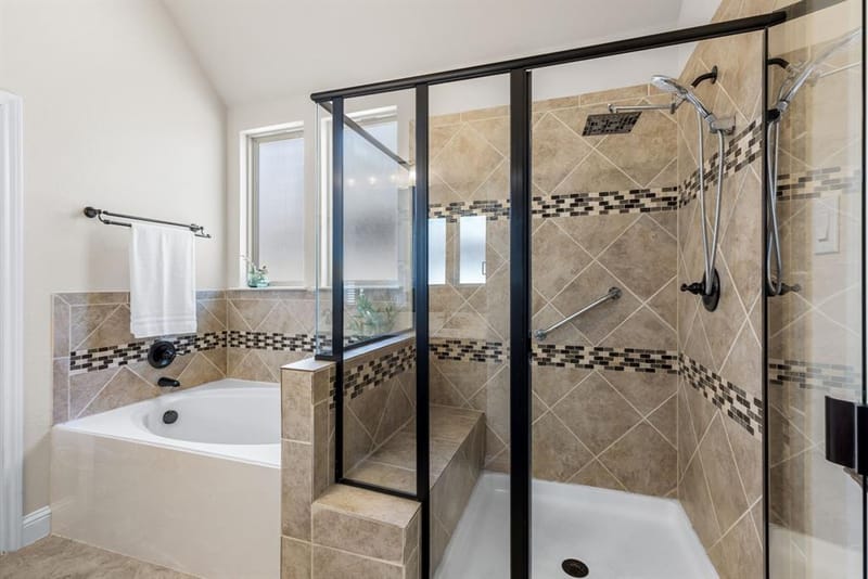 8641 Gracewood Drive, McKinney TX 75070 - Photo 19