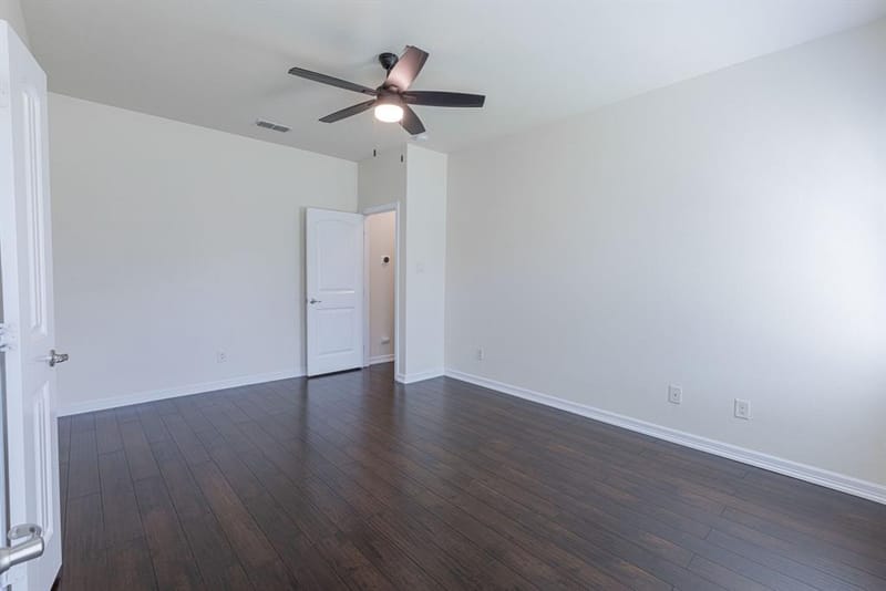 4833 Elkhart Drive, Fort Worth TX 76036 - Photo 10
