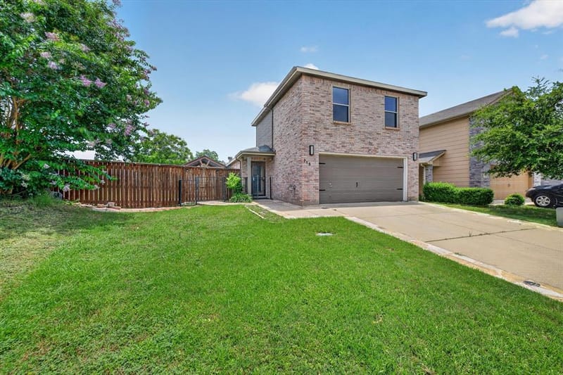 716 River Hill Lane, Fort Worth TX 76114 - Photo 3