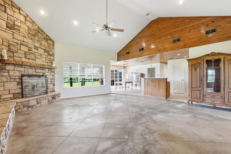 12190 Bell Road, Pilot Point TX 76258 - Photo 10
