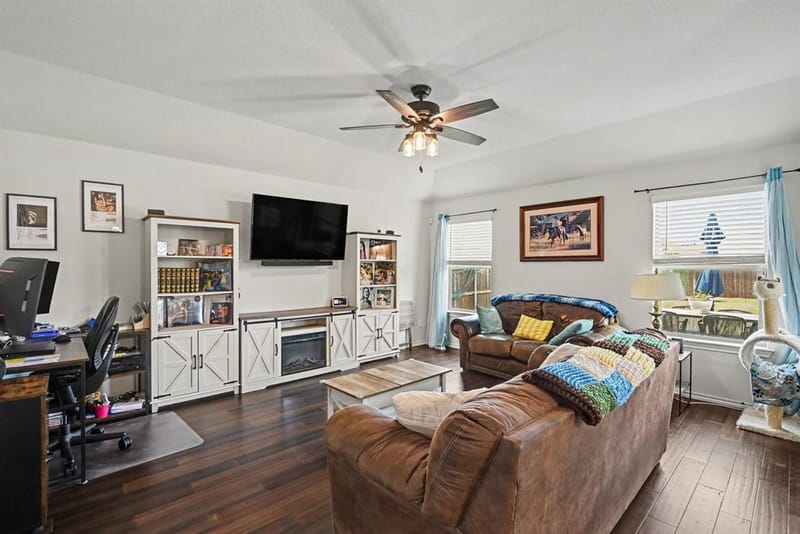 225 Olympia Marble Drive, Fort Worth TX 76131 - Photo 6