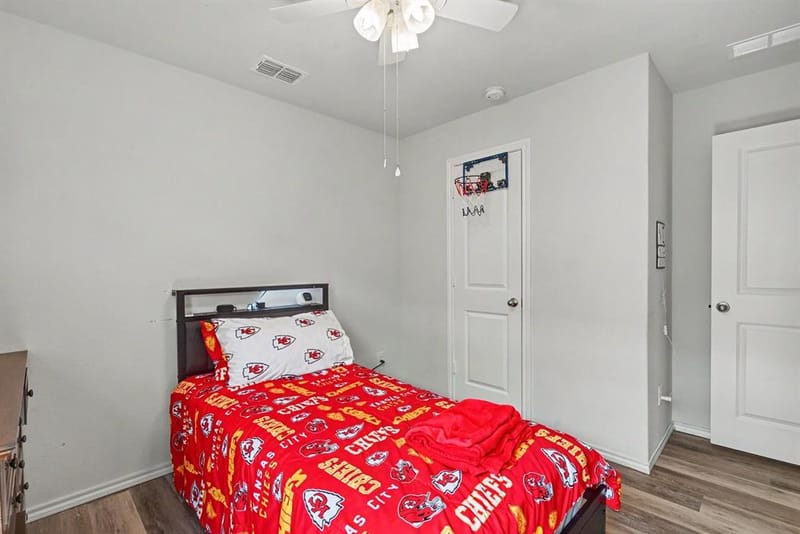 225 Olympia Marble Drive, Fort Worth TX 76131 - Photo 31