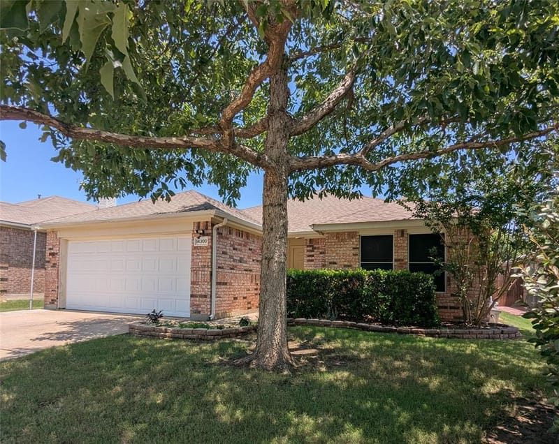 14300 Polo Ranch Street, Fort Worth TX 76052 - Photo 2