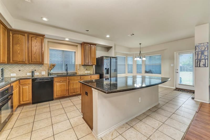 2312 Tawny Owl Road, Grand Prairie TX 75052 - Photo 14