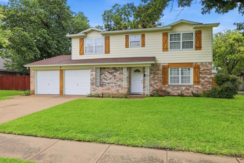 4213 Bucknell Drive, Garland TX 75042 - Photo 2